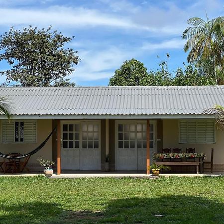 Casa Bouganville - Quarto Com Cozinha Novo Airão Eksteriør bilde